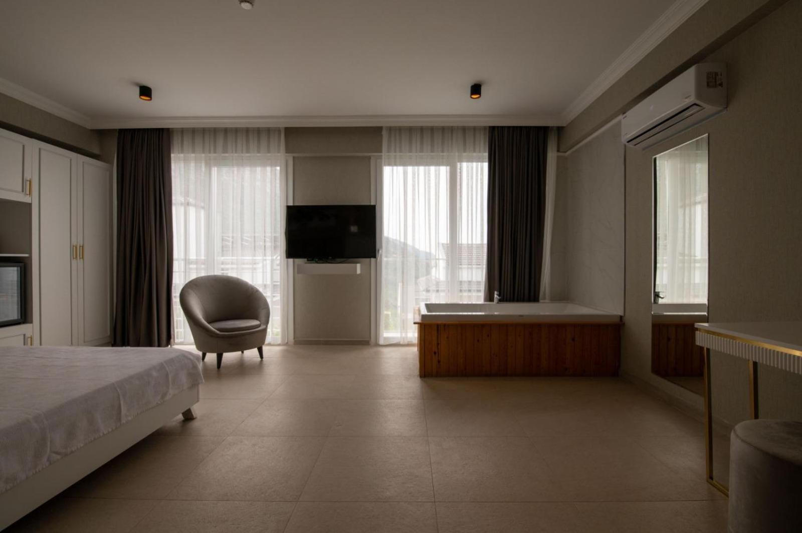 Ramada By Wyndham Fethiye Oludeniz Adult Only Hotell Eksteriør bilde