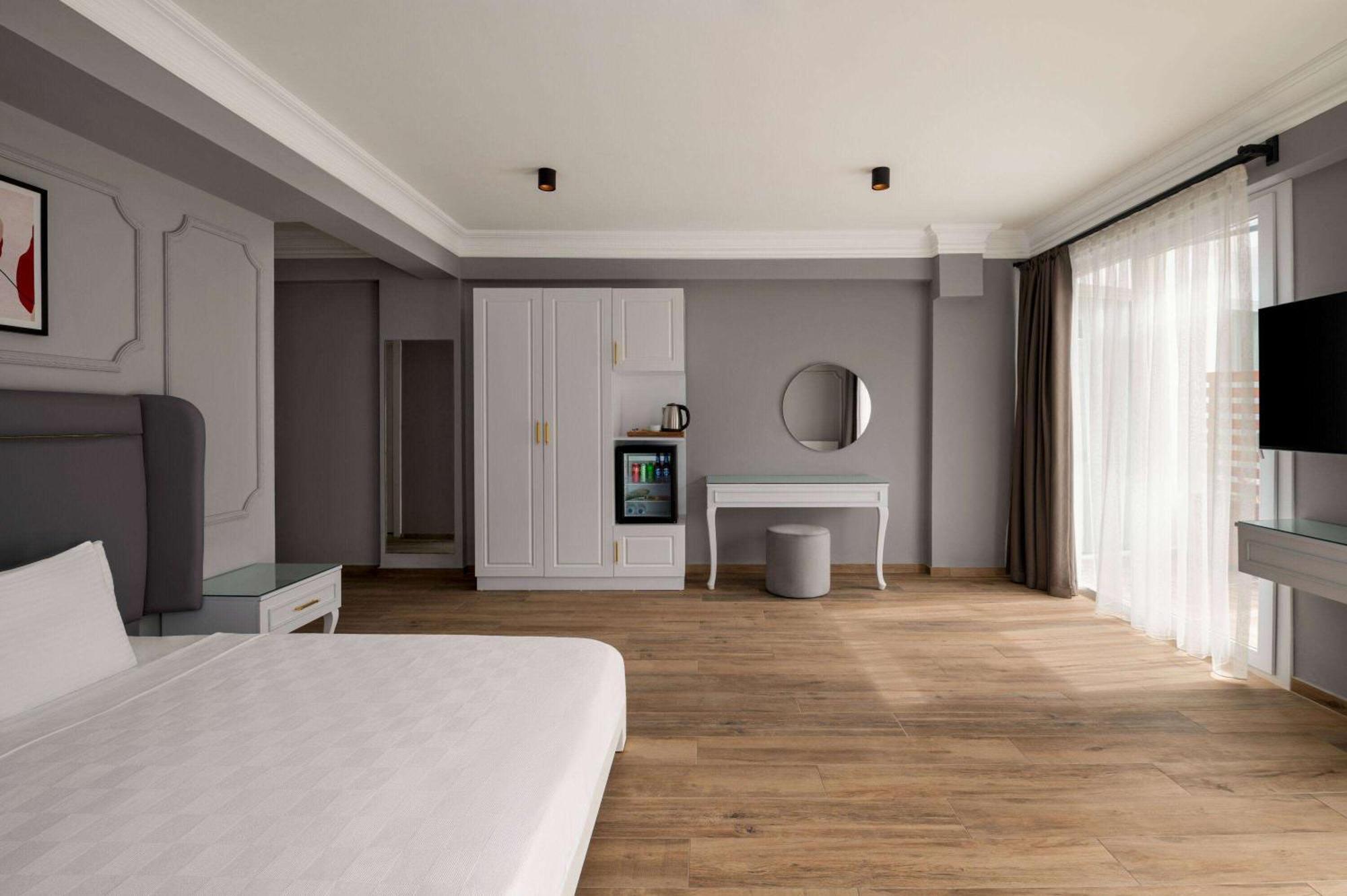 Ramada By Wyndham Fethiye Oludeniz Adult Only Hotell Eksteriør bilde